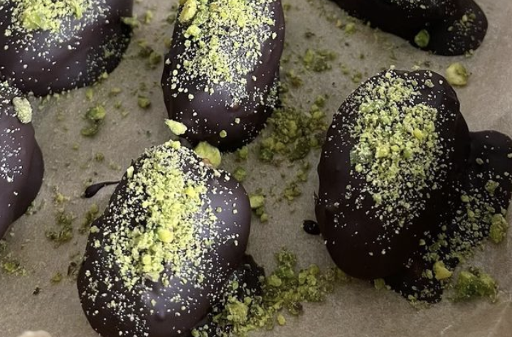 Dadels met pure chocolade