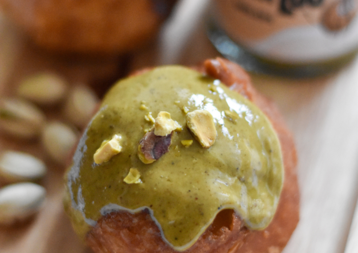 Dubai oliebol met pistache pasta
